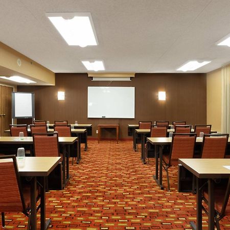 Courtyard By Marriott Dallas-Fort Worth/Bedford Buitenkant foto