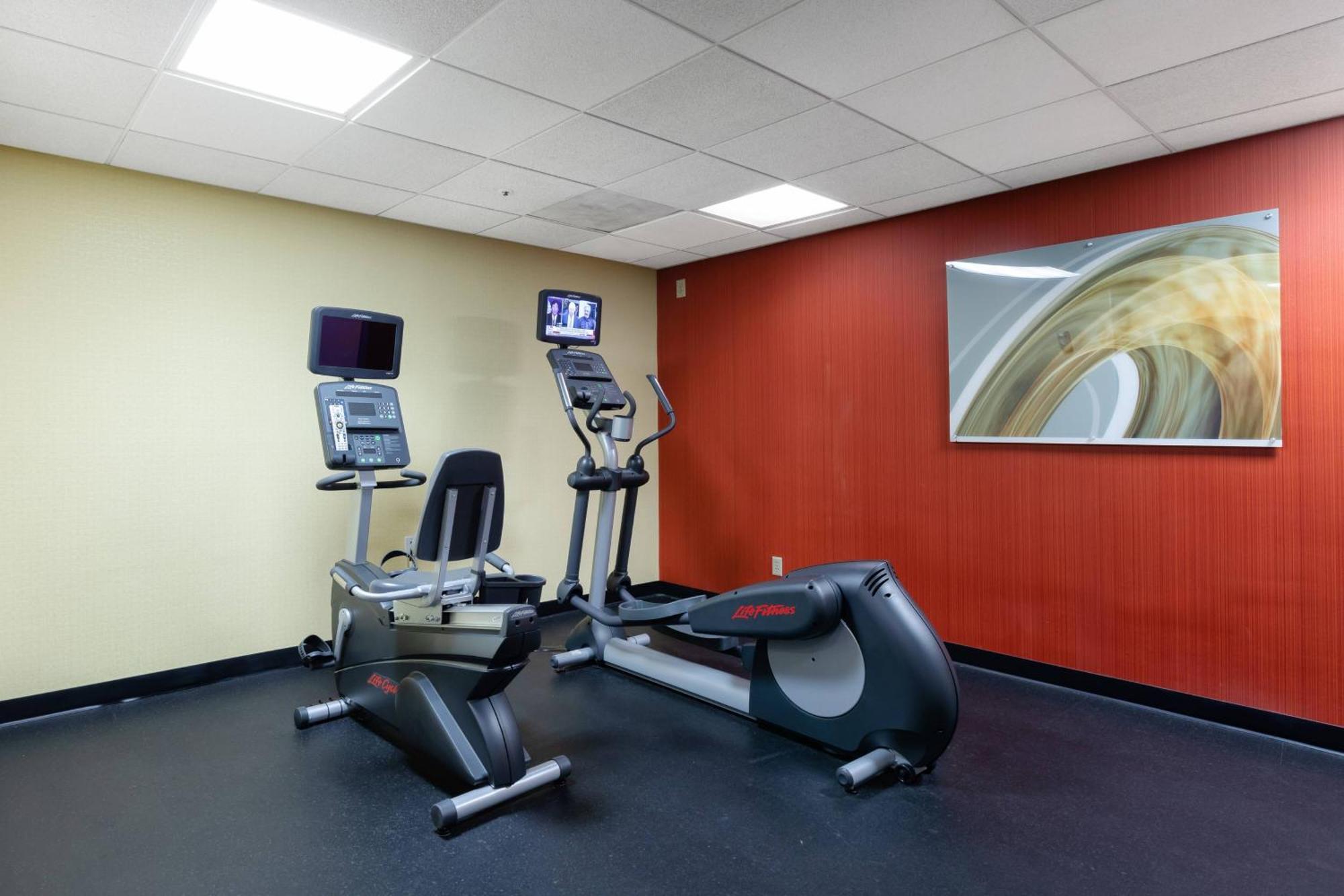Courtyard By Marriott Dallas-Fort Worth/Bedford Buitenkant foto