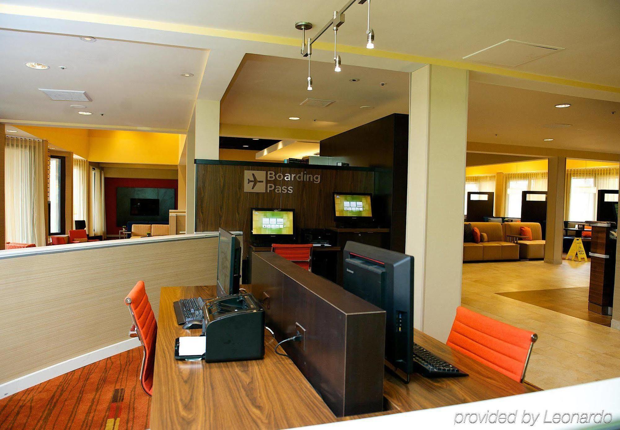 Courtyard By Marriott Dallas-Fort Worth/Bedford Buitenkant foto