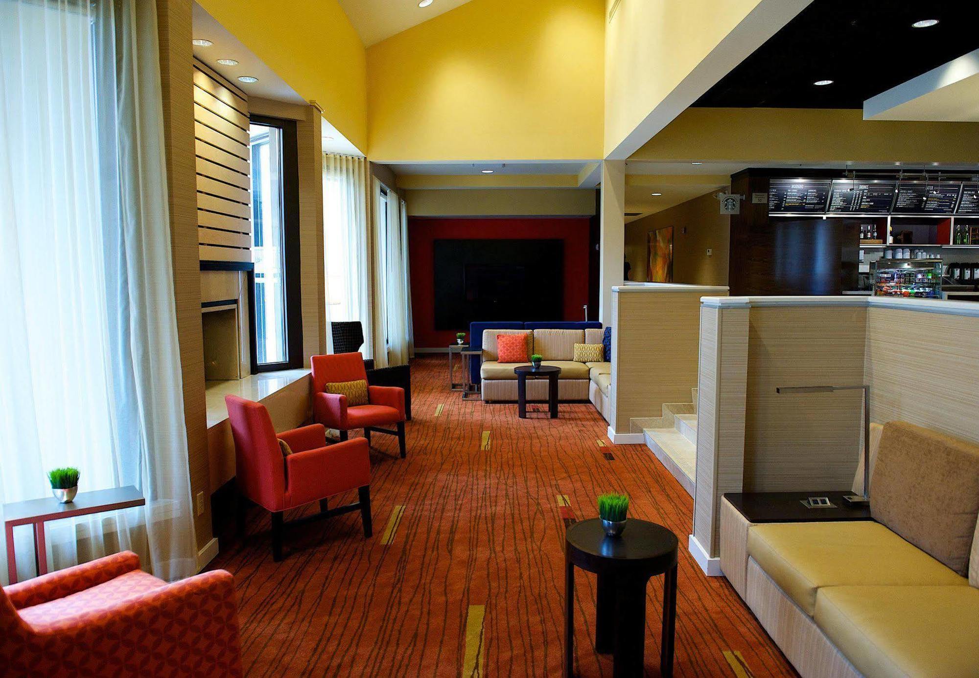 Courtyard By Marriott Dallas-Fort Worth/Bedford Buitenkant foto